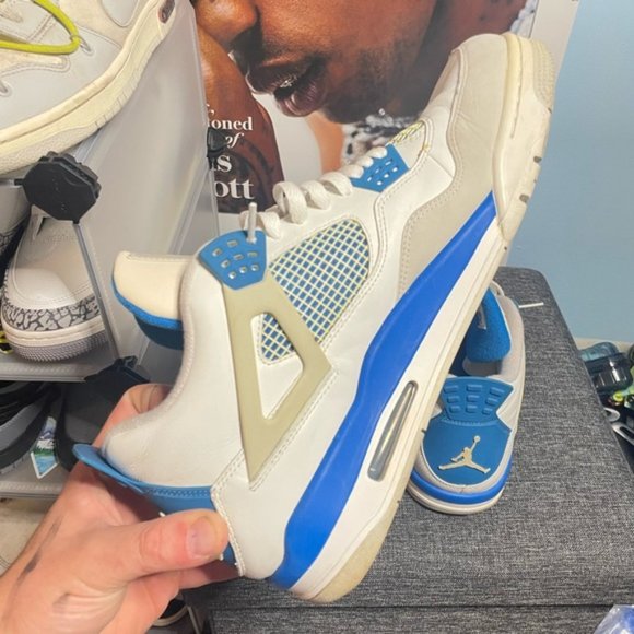 Jordan 4 Military Blue (2012)